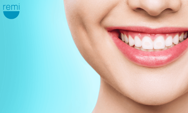 The Secret to Having Bright, Grinding-Free Pearly Whites