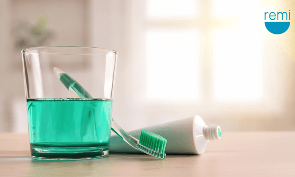 How to Achieve Optimal Dental Hygiene and Plaque Removal with Ultrasonic Cleaning and Your Night Guard
